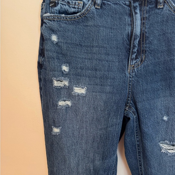 KanCan High Rise Distressed Mom Jeans Size 5/26 Medium Wash Style KC9147D - Picture 4 of 8